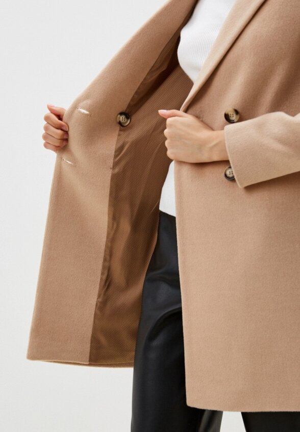 Пальто двубортное Julia Ivanova