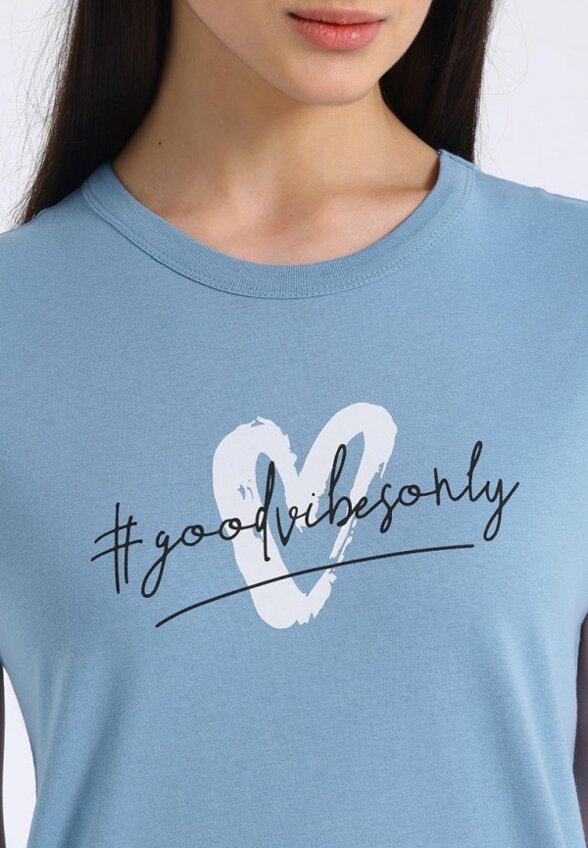 Футболка Апрель