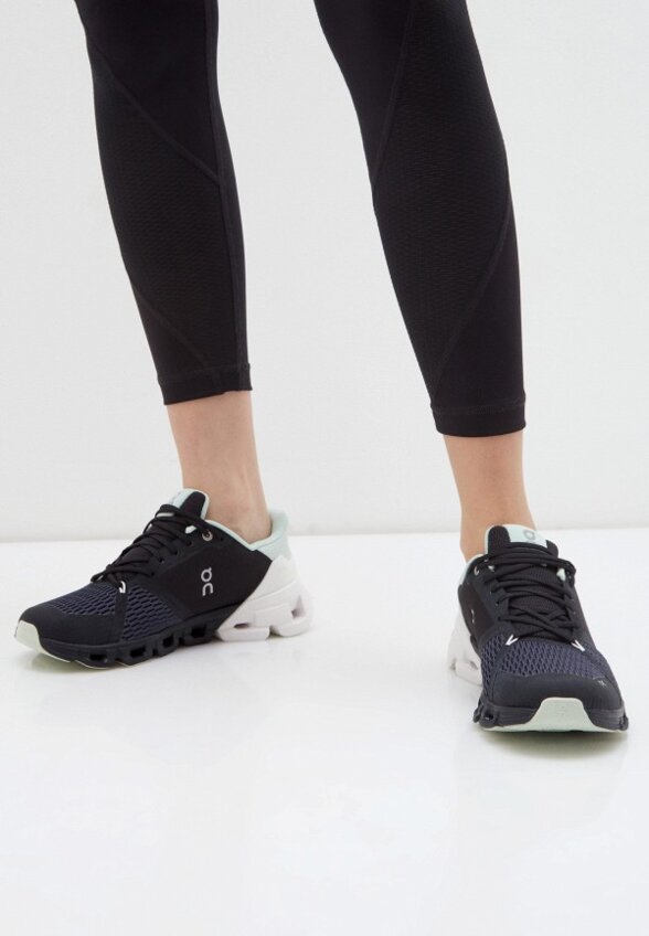 Кроссовки On