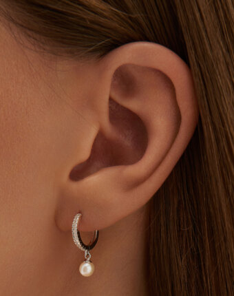 Серьги из серебра с натуральным жемчугом и фианитами MIE женщинам