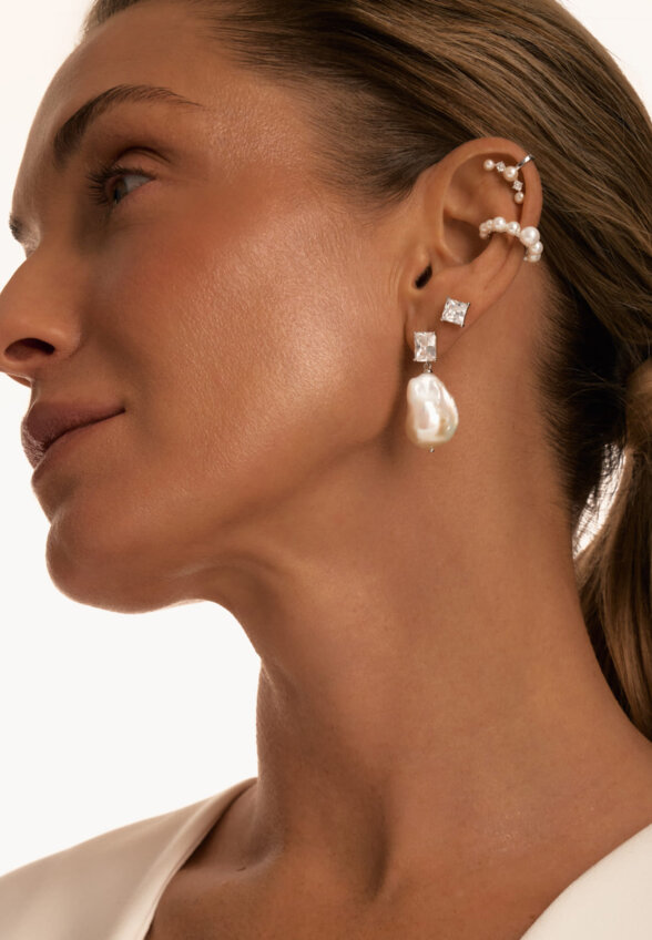 Серебряный кафф с натуральным жемчугом MIE