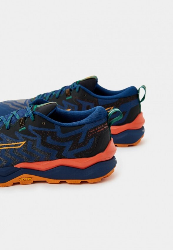 Кроссовки Mizuno