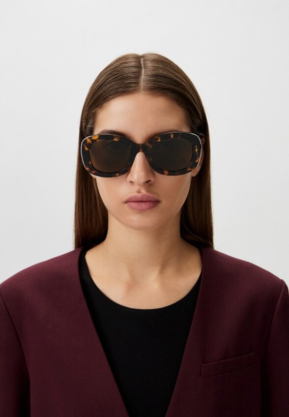 Очки солнцезащитные Prada