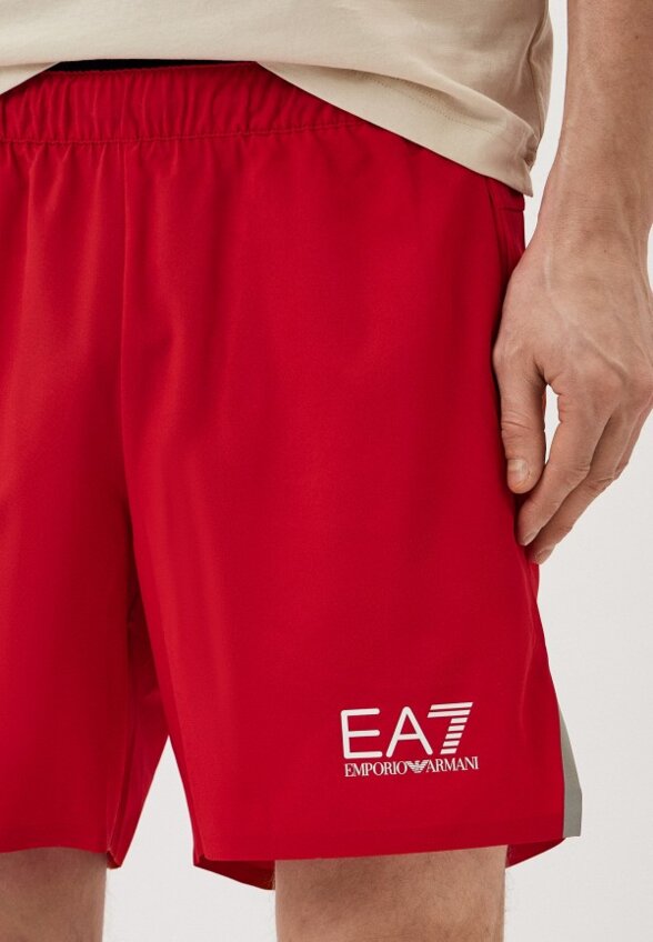 Шорты спортивные EA7