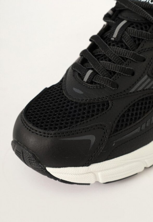 Кроссовки Baasploa