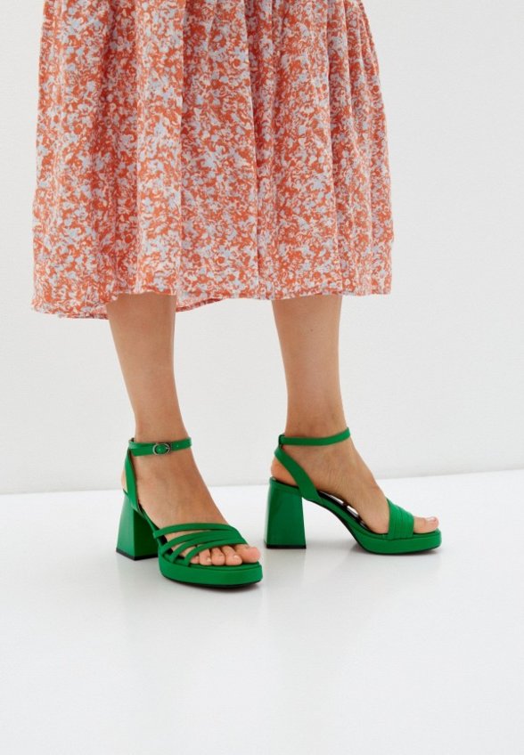 Босоножки Camille