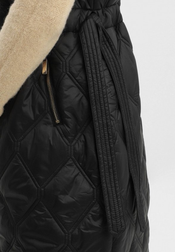 Жилет стеганый Passegiata