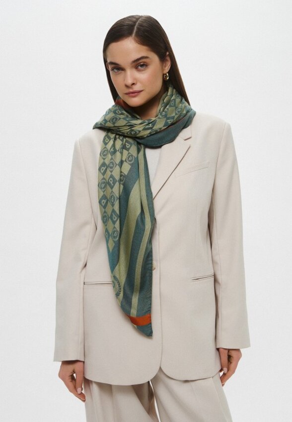 Платок Pollini