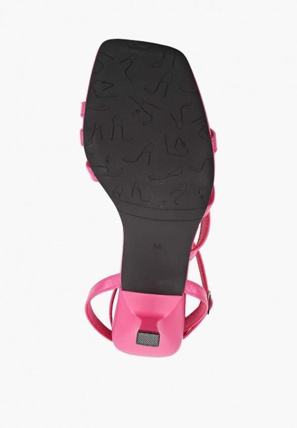 Босоножки Betsy