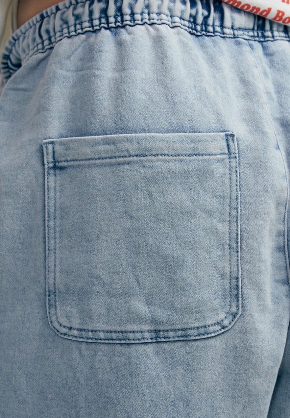 Джинсы Твое