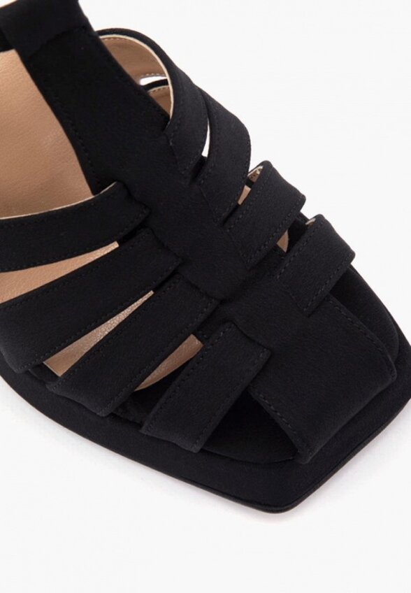 Босоножки Mysa