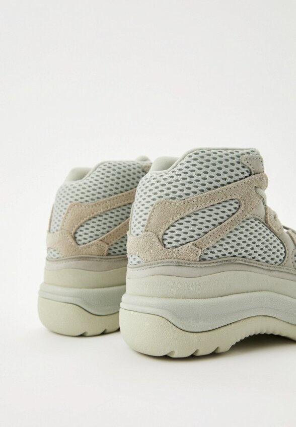 Ботинки adidas YEEZY