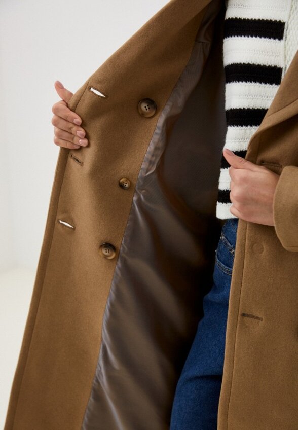 Пальто двубортное B.L.E.S.