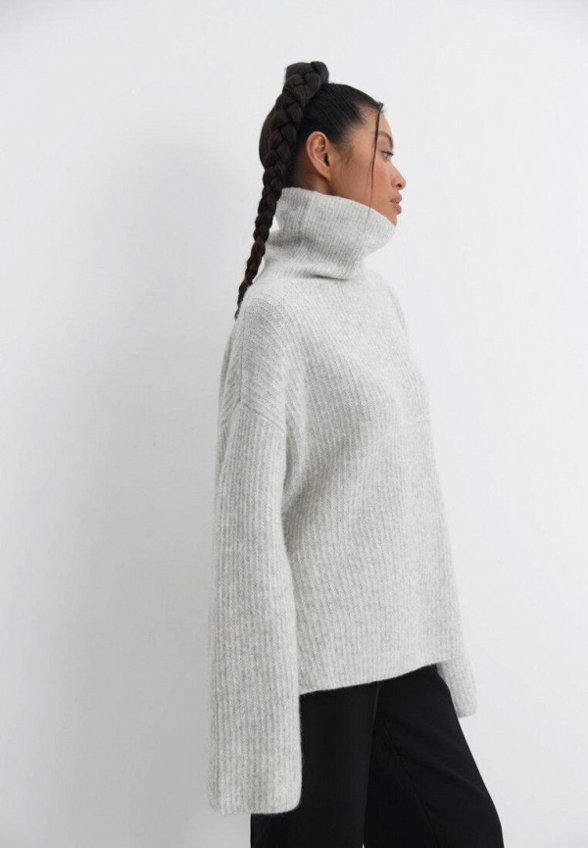 Свитер Miederes