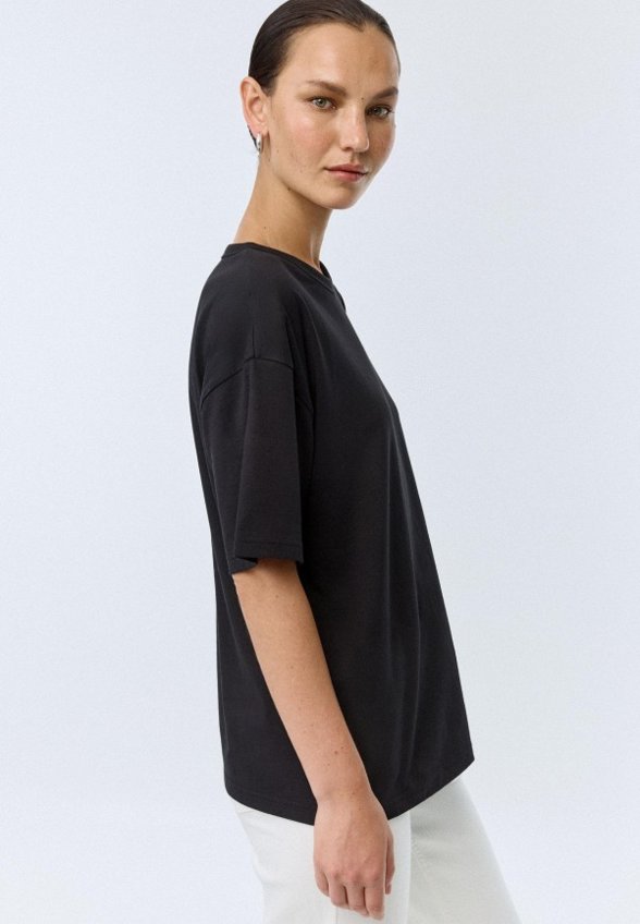 Футболка Sela