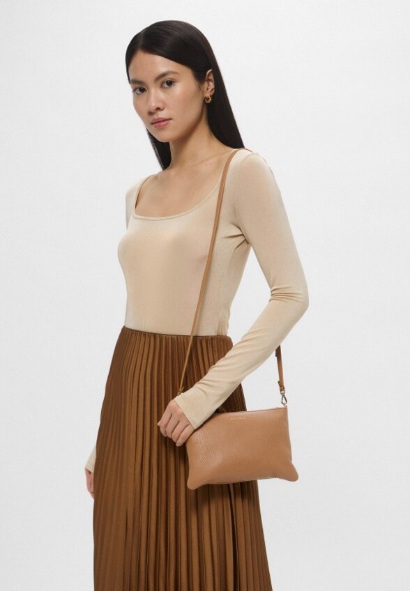 Сумка Coccinelle