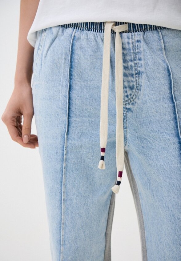 Джинсы Desigual