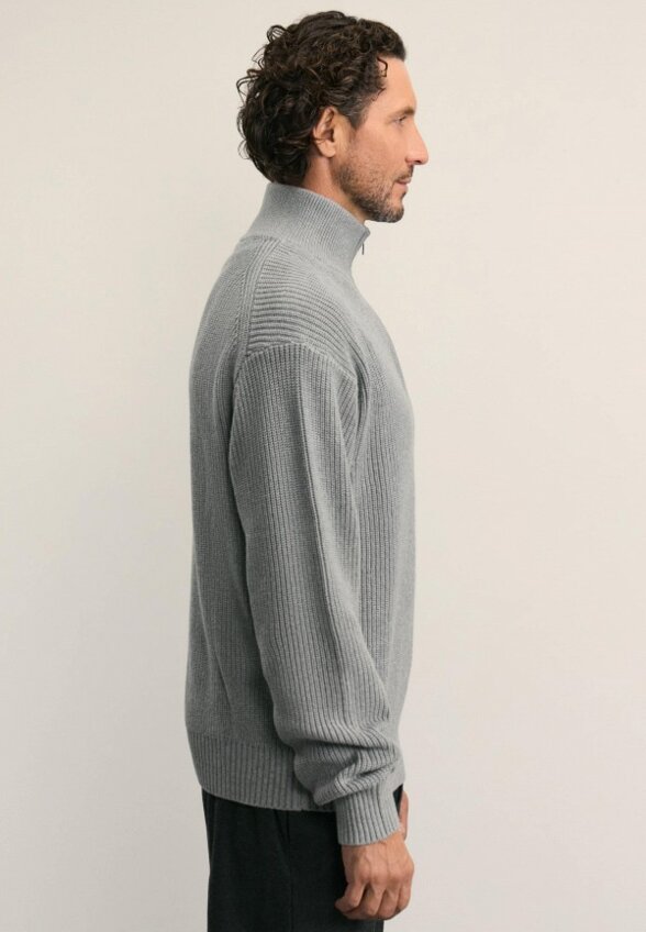 Джемпер Zrn Man