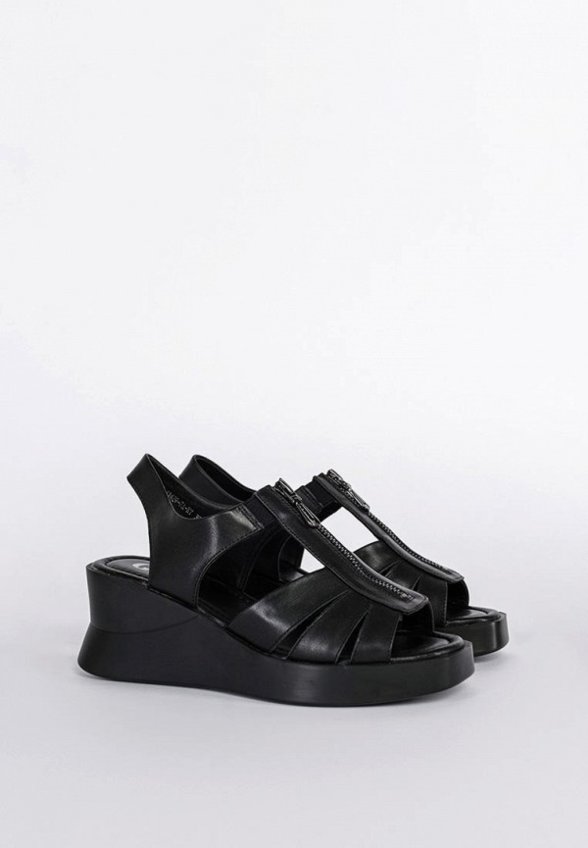 Босоножки Gut