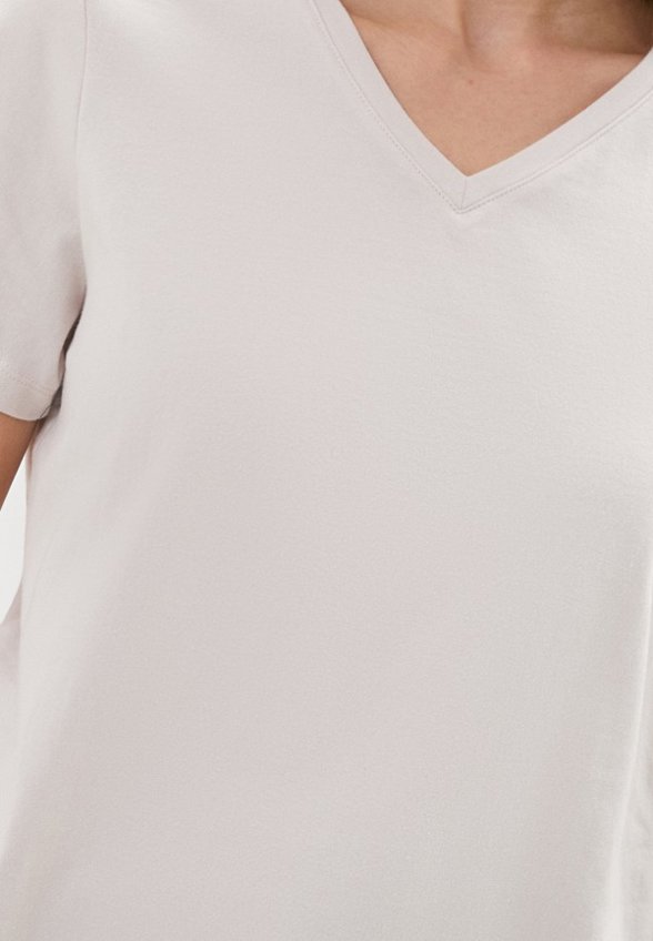 Футболка Baon