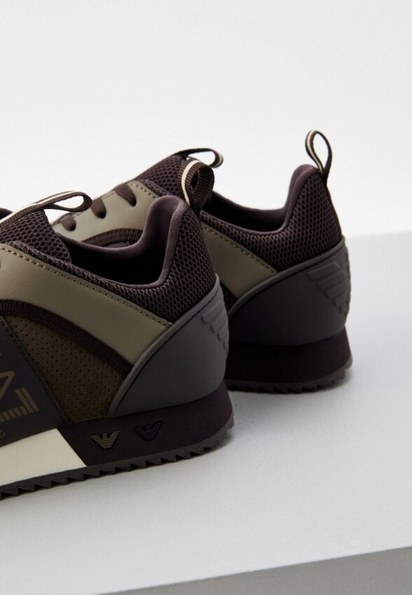 Кроссовки EA7