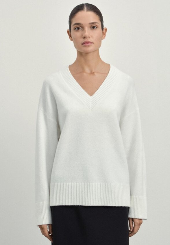 Пуловер Zarina