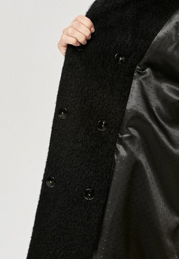 Пальто двубортное Rozhkova