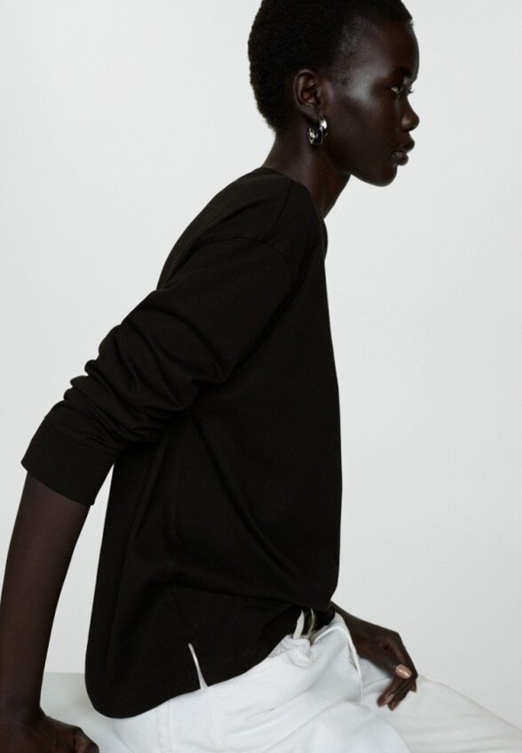 Лонгслив Mango