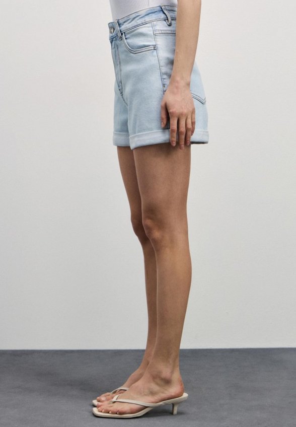 Шорты джинсовые Zarina