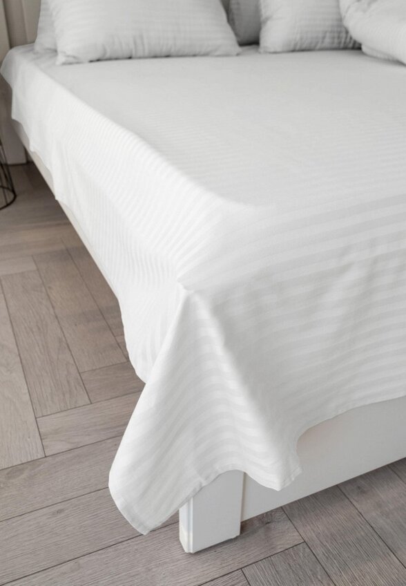 Простыня 1,5-спальная DeNastia