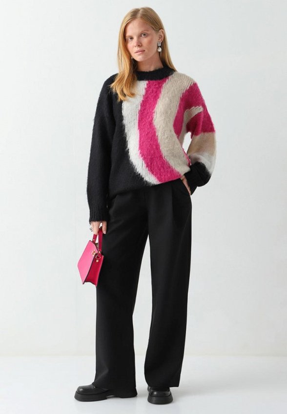 Джемпер Nominee