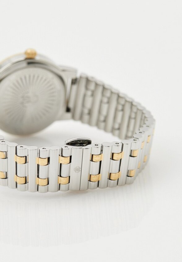 Часы Roberto Cavalli