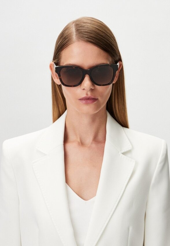 Очки солнцезащитные Chanel