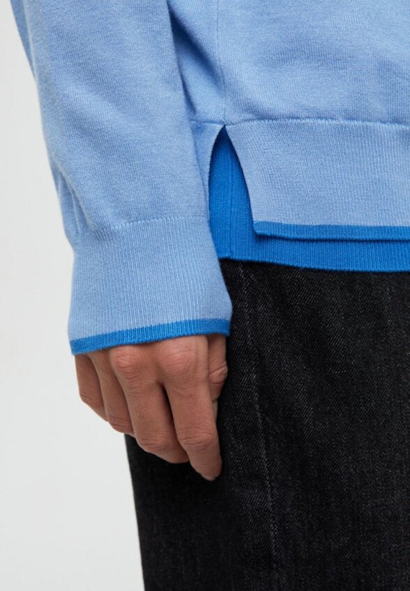 Джемпер Finn Flare