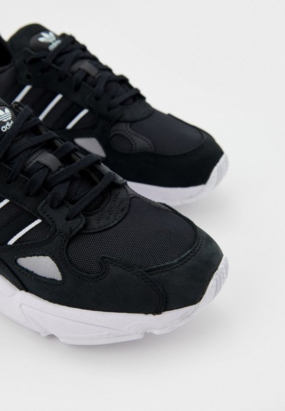 Кроссовки adidas Originals