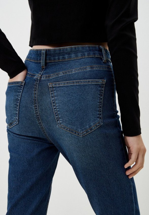 Джинсы Terranova