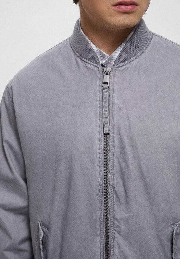 Бомбер Zrn Man