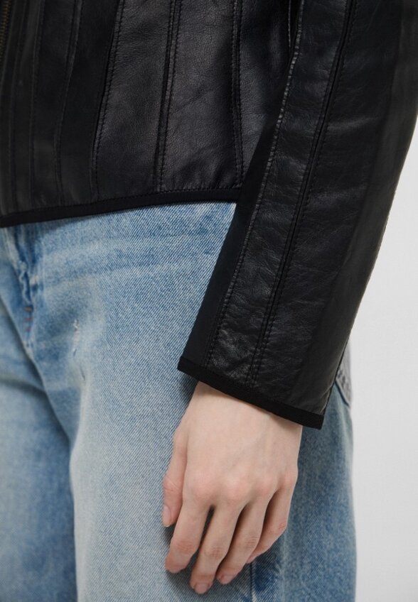 Куртка кожаная Blouson