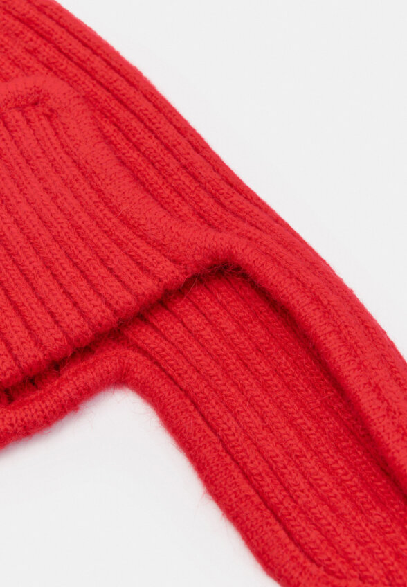 Шапка-ушанка с содержанием ангоры