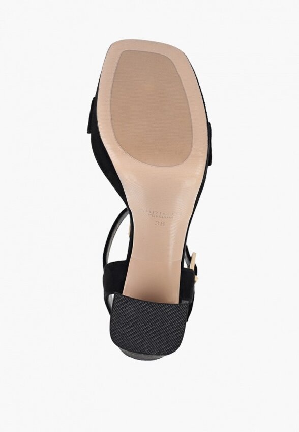 Босоножки Abricot