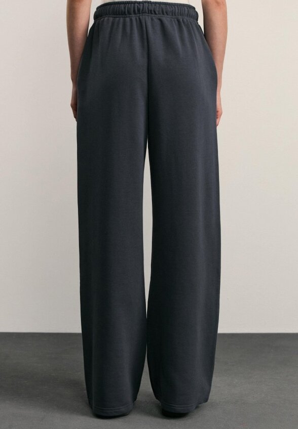 Брюки спортивные Zarina