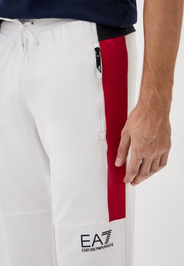 Брюки спортивные EA7