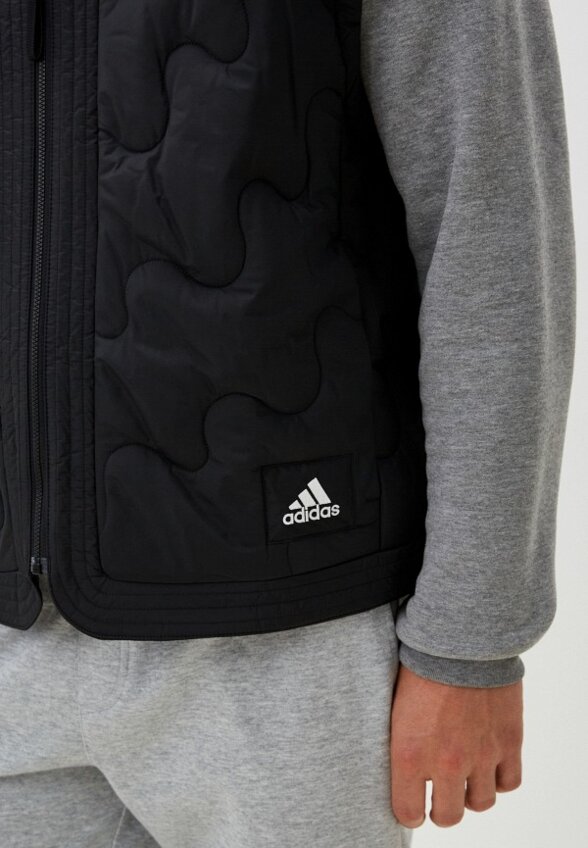 Жилет стеганый adidas