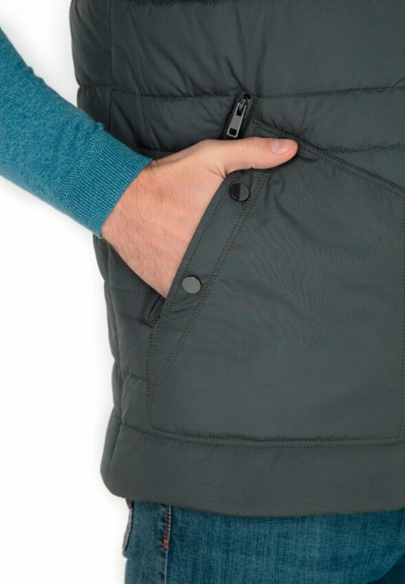 Жилет утепленный Gino Pellini