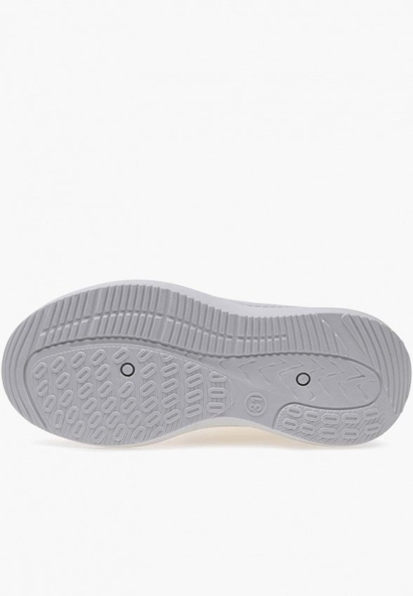 Кроссовки Tikkago