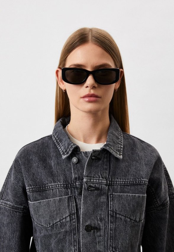 Очки солнцезащитные Prada