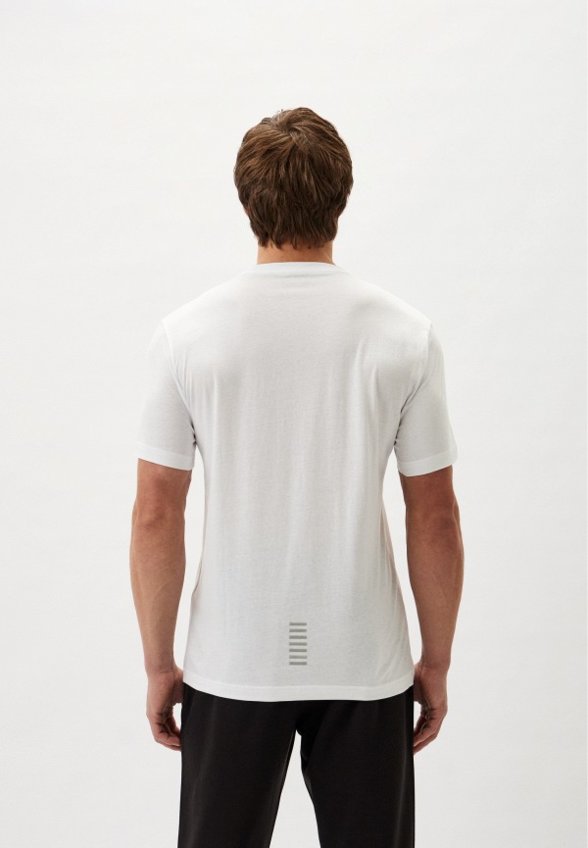 Футболка EA7