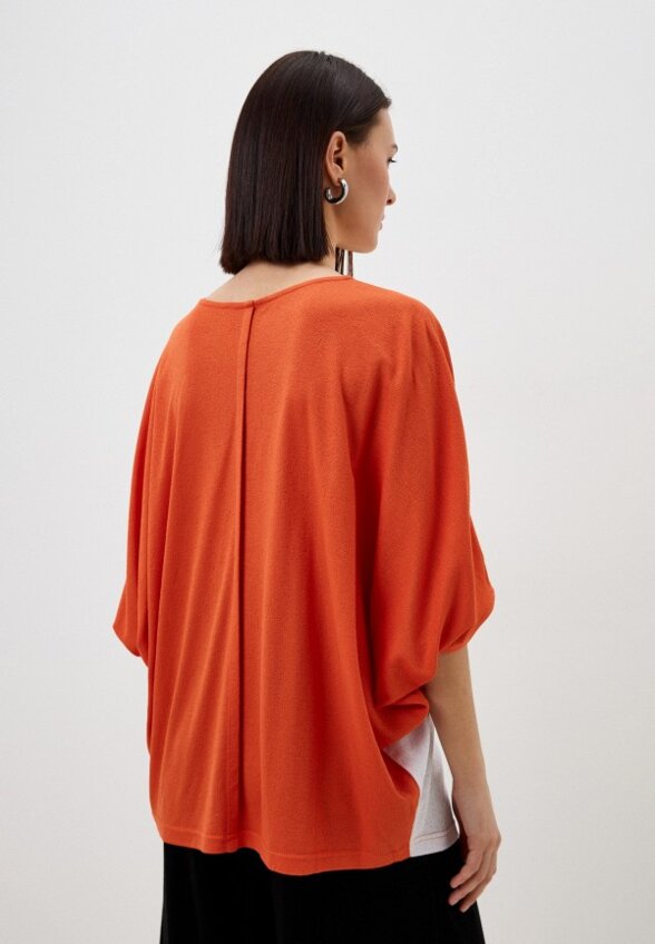 Футболка MadaM T