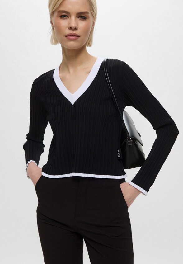 Пуловер Ice Play