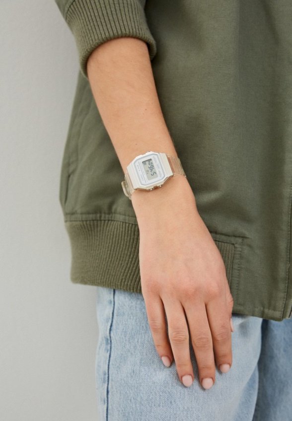 Часы Casio
